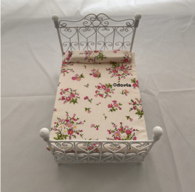 Odoria Doll Bed Miniature Toy Doll Accessories (D113)