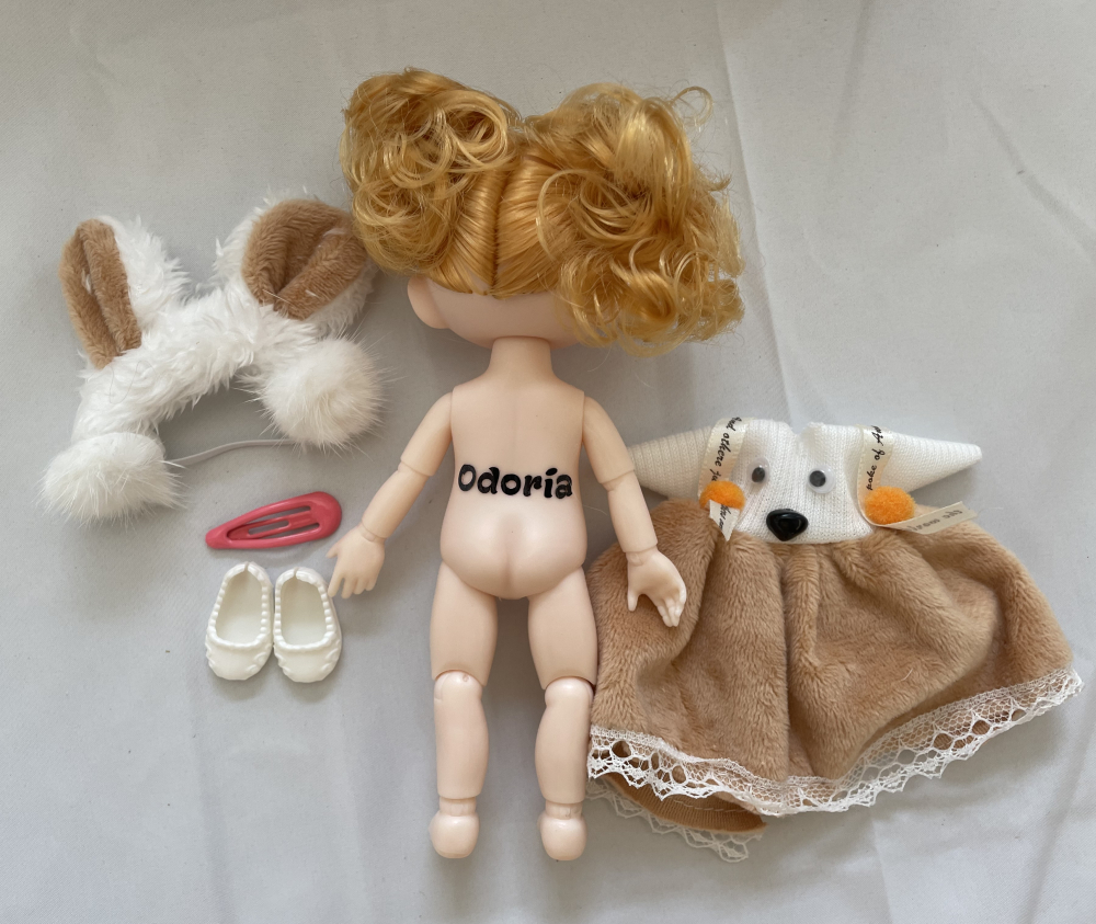 Odoria 1:12 Scale Doll with Dress-Yellow Long Hair (E80) - Image 3