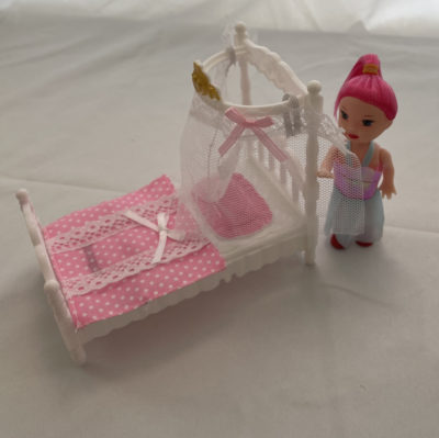 Tingacraft Doll Bed Miniature Toy Doll Accessories (T812)